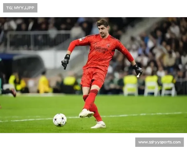 黄潜后卫迪亚卡比高空争顶成功率72%，成防守基石